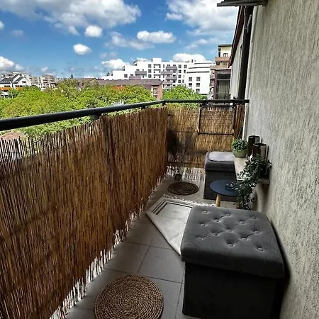 Apartment Urban Nest Near Iulius Cluj-Napoca