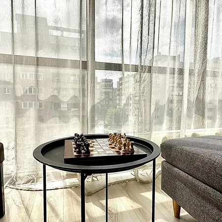 Apartment Urban Nest Near Iulius *